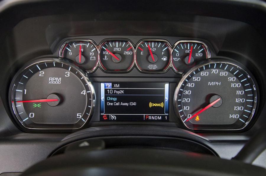  Chevrolet Silverado 2500 HD 2015 года  (фото 25 из 36)